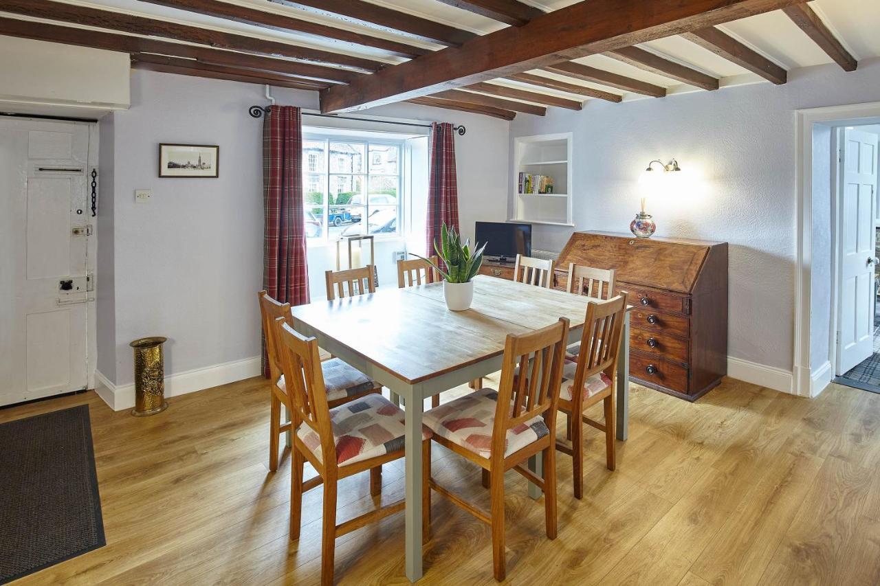 Host & Stay - Buckingham Square Helmsley Esterno foto